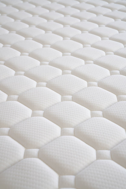 Silver 2500 Pocket Spring Mattress