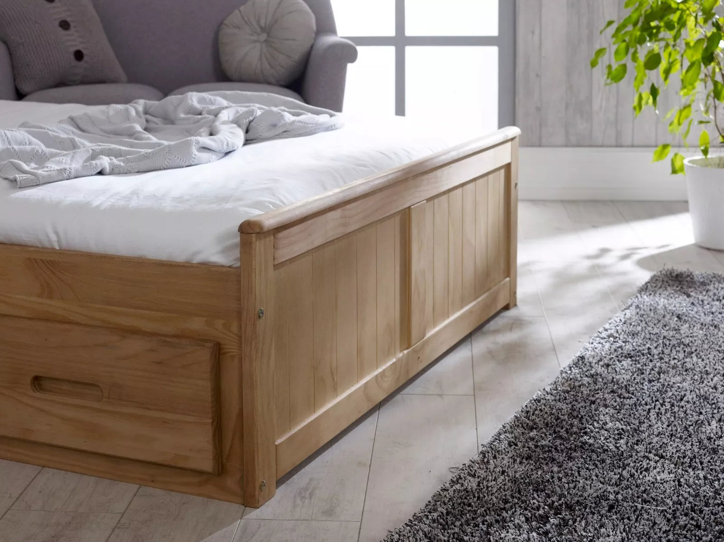 4FT6 Mission Wooden Storage Bed Frame